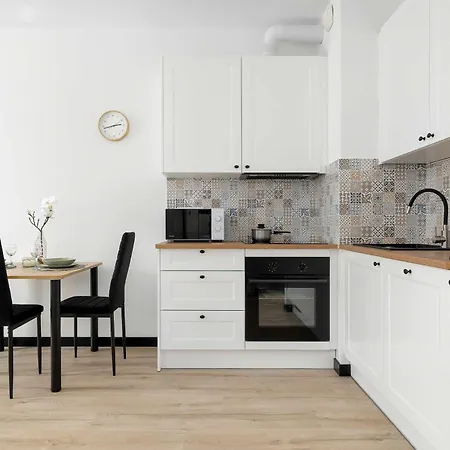 Апартаменты Przytulny Z Balkonem W Centrum Chorzowa By Renters *