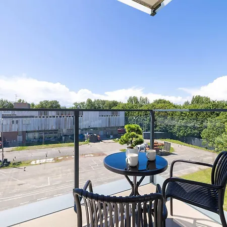 Przytulny Z Balkonem W Centrum Chorzowa By Renters