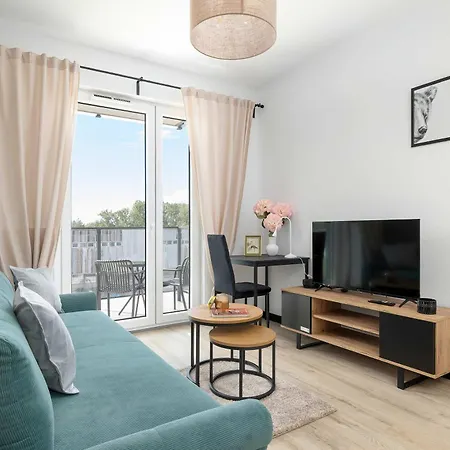 Przytulny Z Balkonem W Centrum Chorzowa By Renters Апартаменты