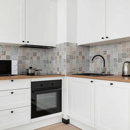 Przytulny Z Balkonem W Centrum Chorzowa By Renters