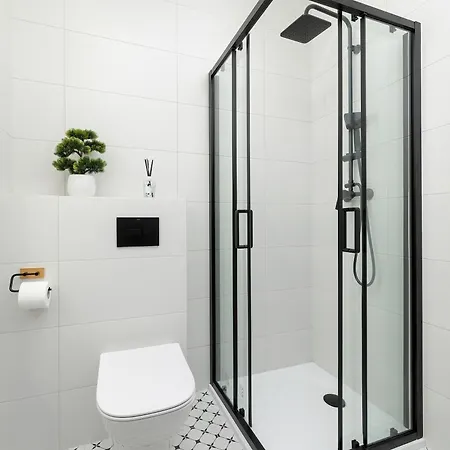 Przytulny Z Balkonem W Centrum Chorzowa By Renters *
